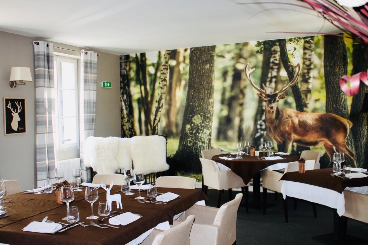 Auberge Du Chasseur Grosrouvre Exteriör bild