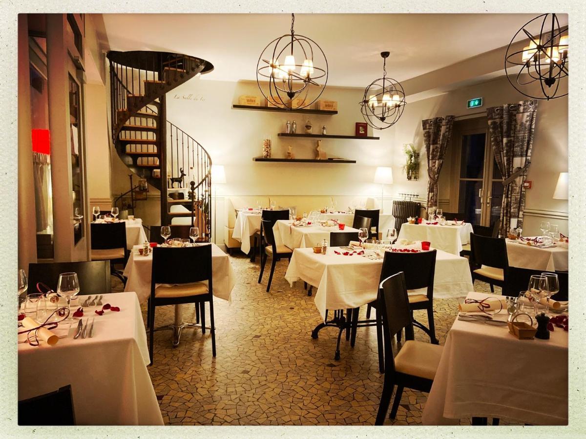 Auberge Du Chasseur Grosrouvre Exteriör bild