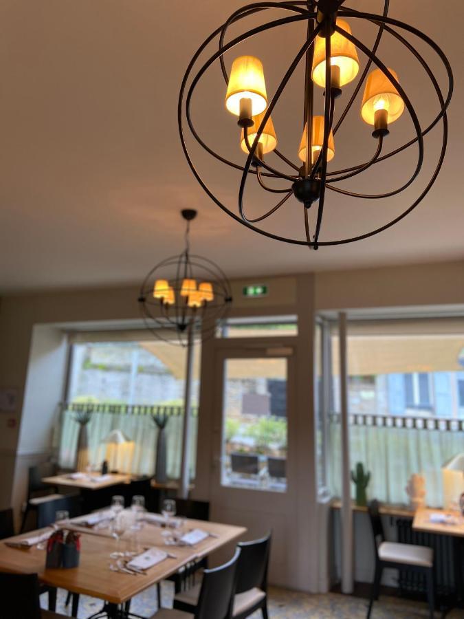 Auberge Du Chasseur Grosrouvre Exteriör bild